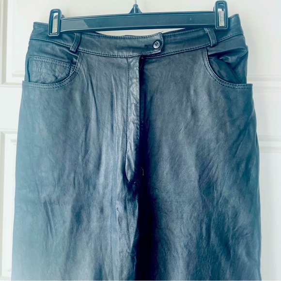 Vintage Black Leather High Rise Pants Denim Style Size 8
Made in Canada - Picture 2 of 9